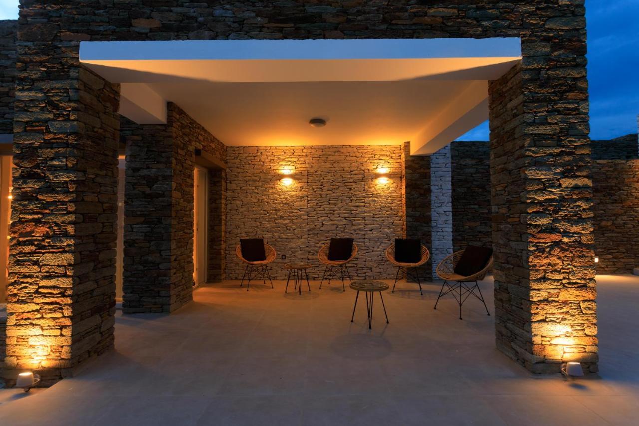 Iliades Luxury Boutique Suites Batsi  Exterior photo