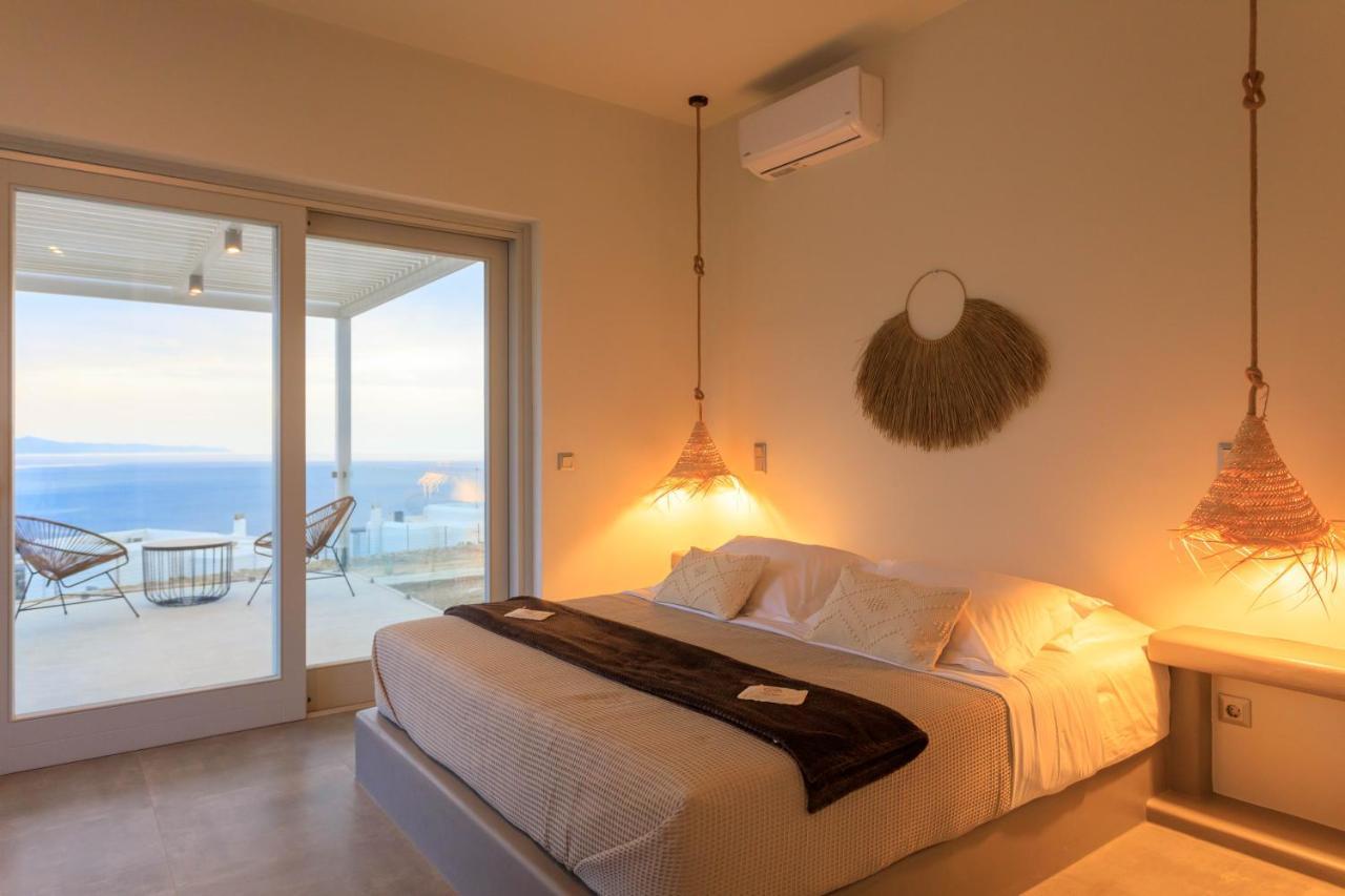 Iliades Luxury Boutique Suites Batsi  Exterior photo
